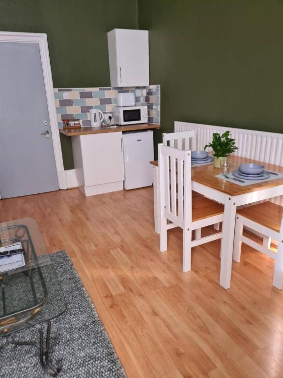 Digbeth City Centre Apartment Sleeps 12 Opposite Coach Station Бірмінгем Екстер'єр фото