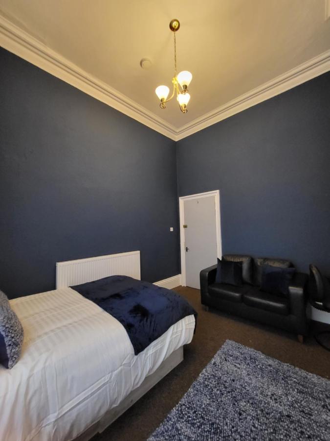 Digbeth City Centre Apartment Sleeps 12 Opposite Coach Station Бірмінгем Екстер'єр фото
